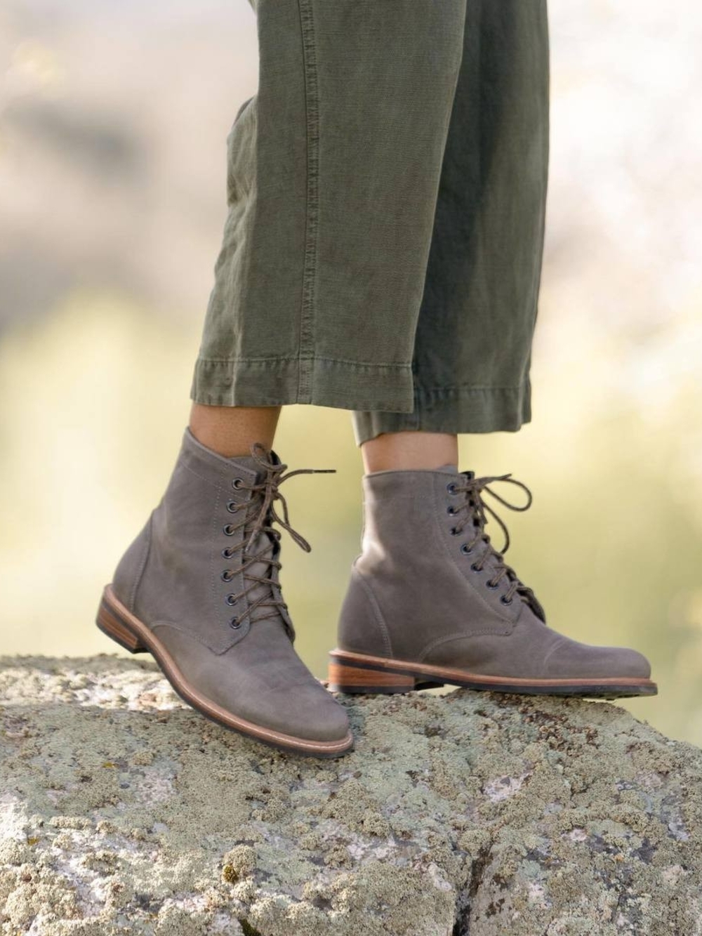 Nisolo Amalia All Weather Boot Sz 9